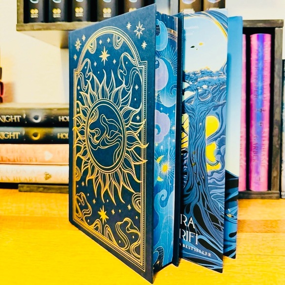 Fairyloot Exclusive Signed Edition Faebound by Saara El-Arifi